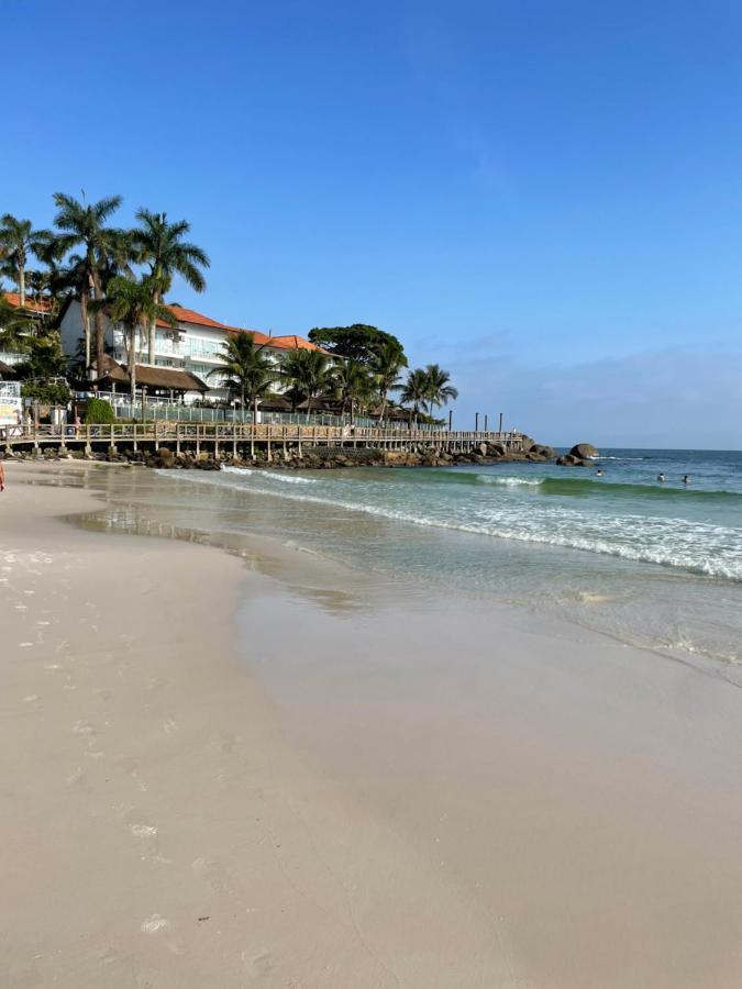Apto Em Condominio No Centro De Bombinhas, Proximo Da Praia Esterno foto