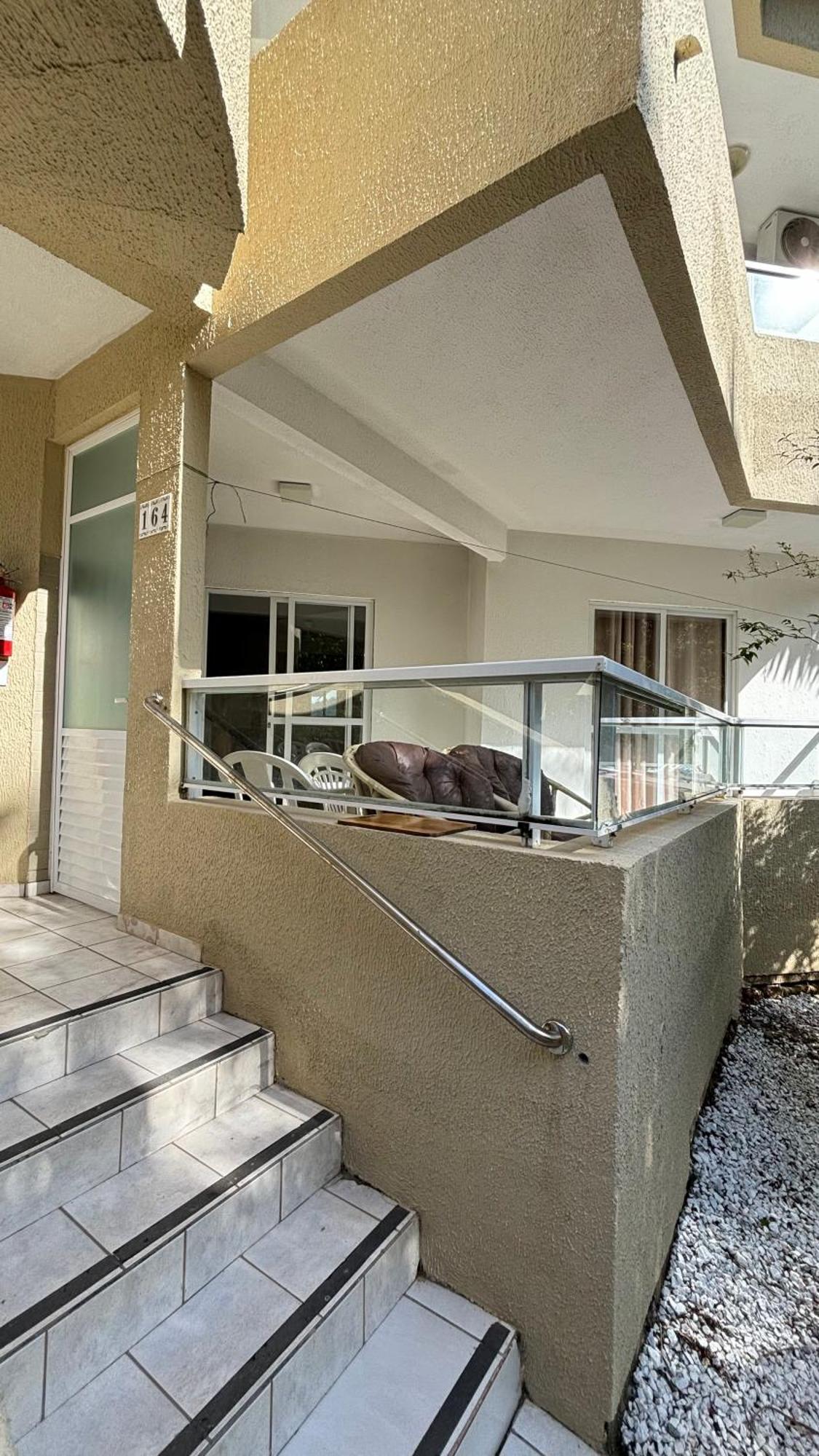 Apto Em Condominio No Centro De Bombinhas, Proximo Da Praia Esterno foto