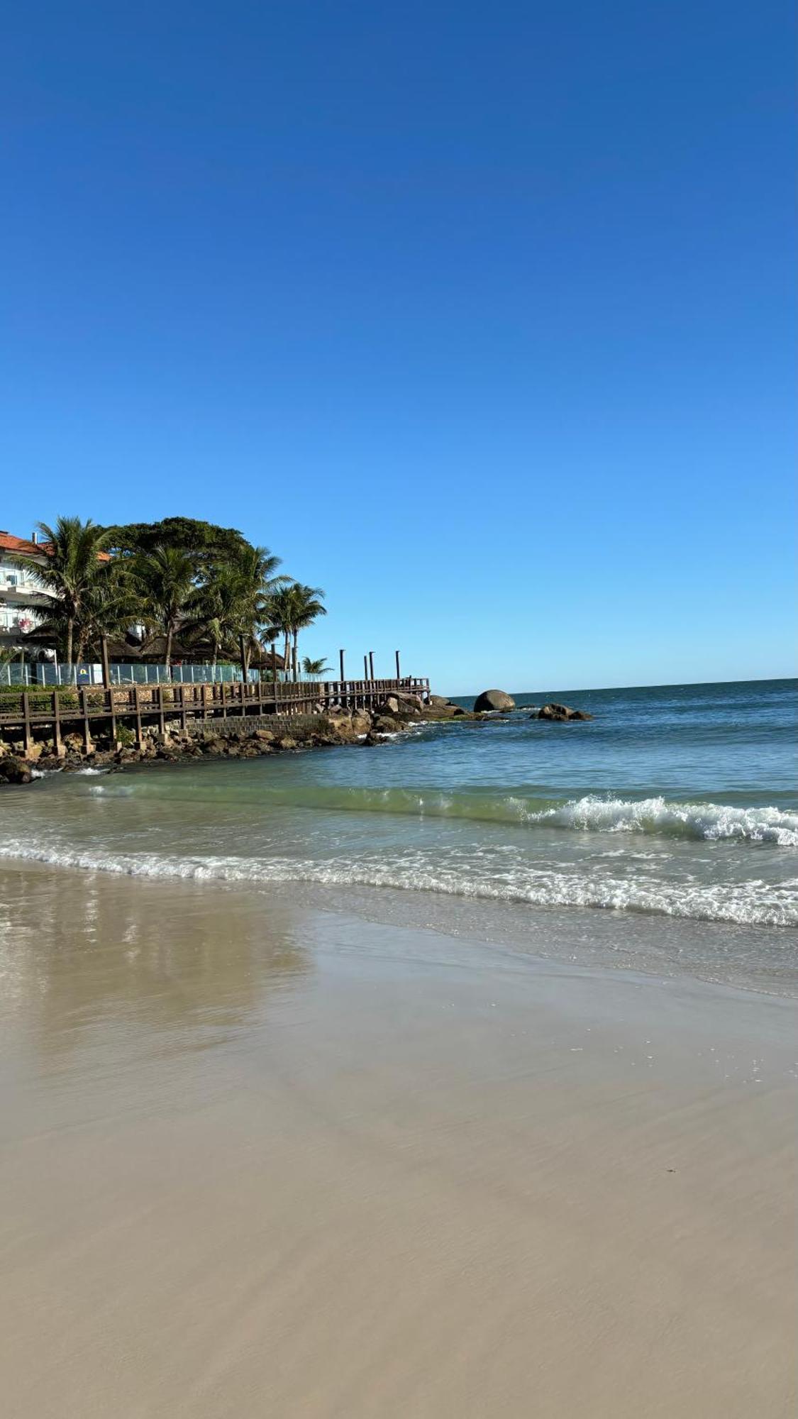 Apto Em Condominio No Centro De Bombinhas, Proximo Da Praia Esterno foto