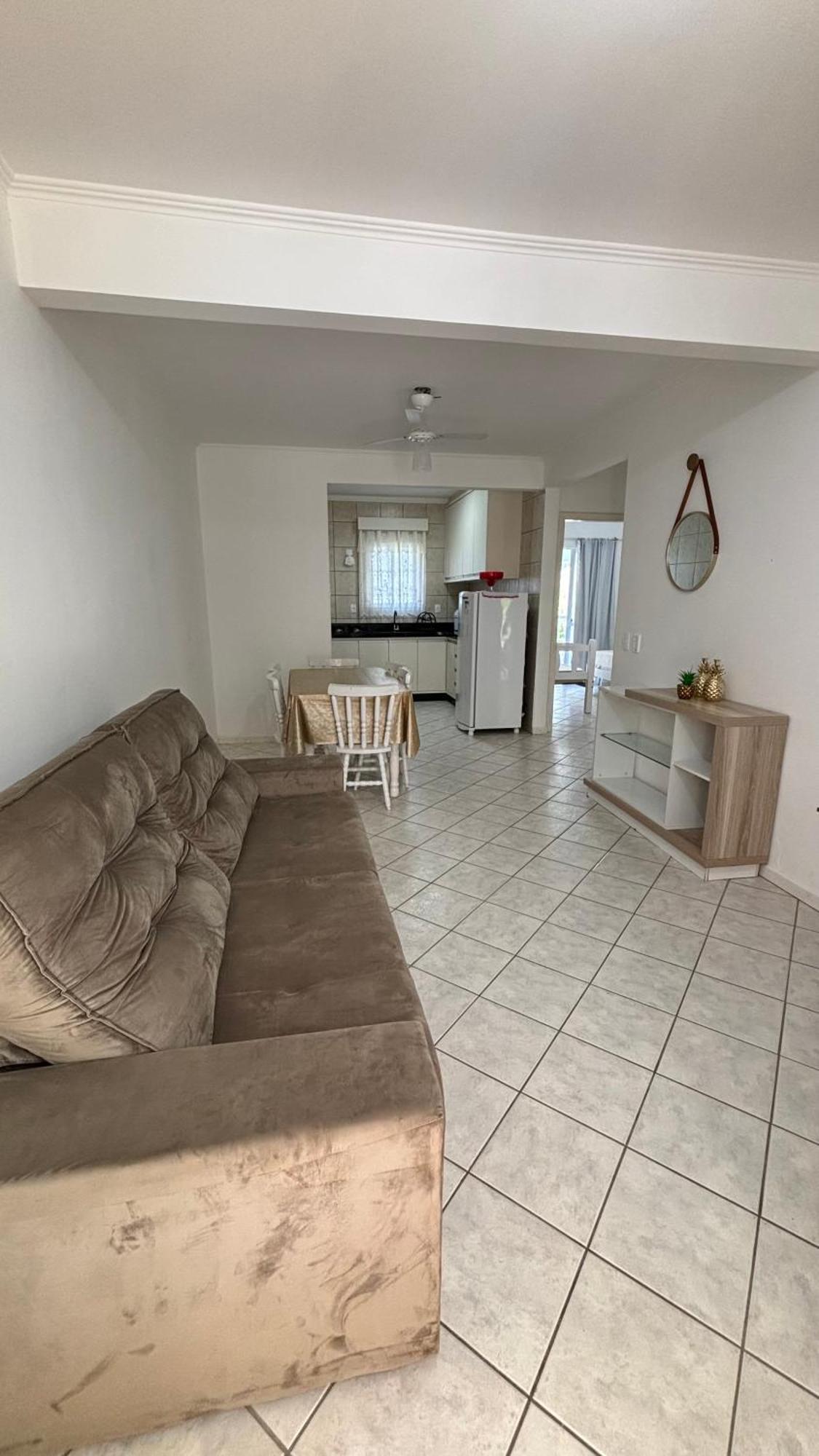 Apto Em Condominio No Centro De Bombinhas, Proximo Da Praia Esterno foto